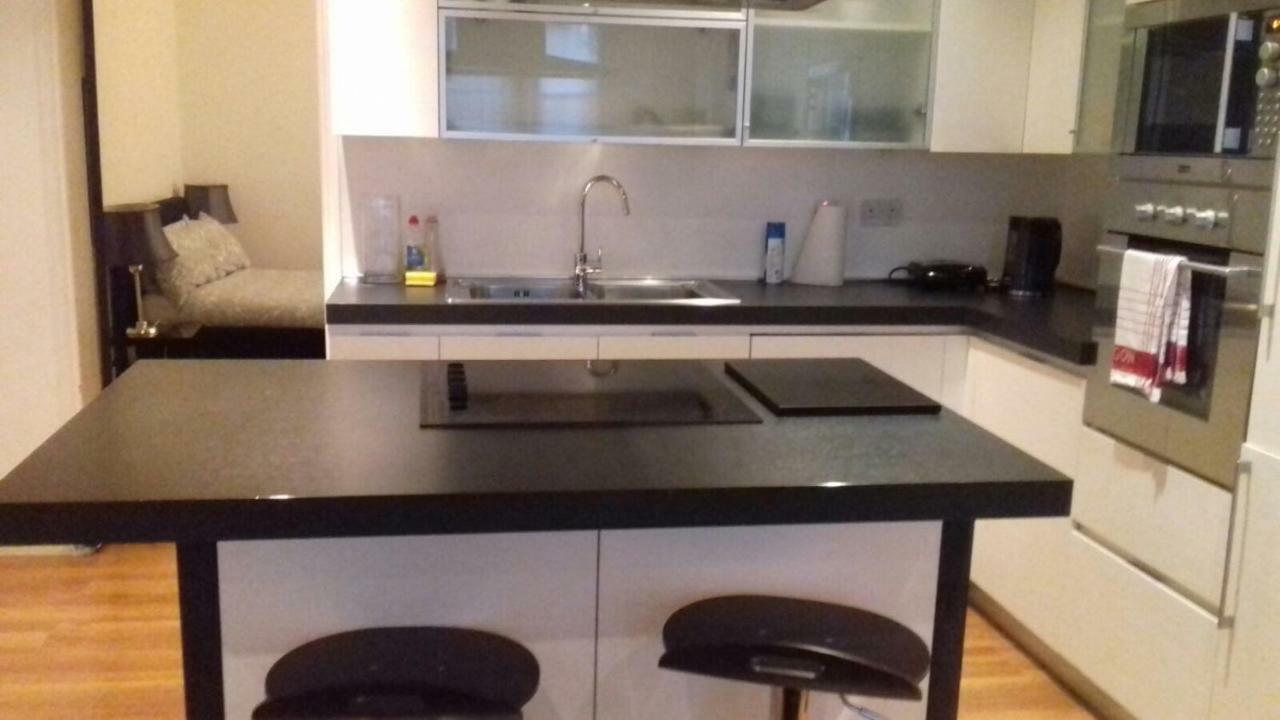 Stylish 1 Bed In Earls Court Apartment Londra Exterior foto